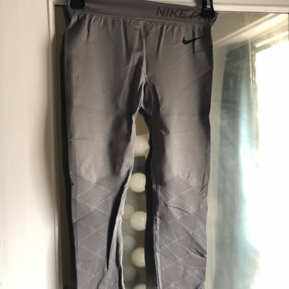 Nike Pro Cropped Leggings